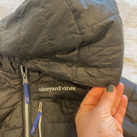 Vineyard Vines boys Charcoal Puffer Jacket - Picture 4 of 5